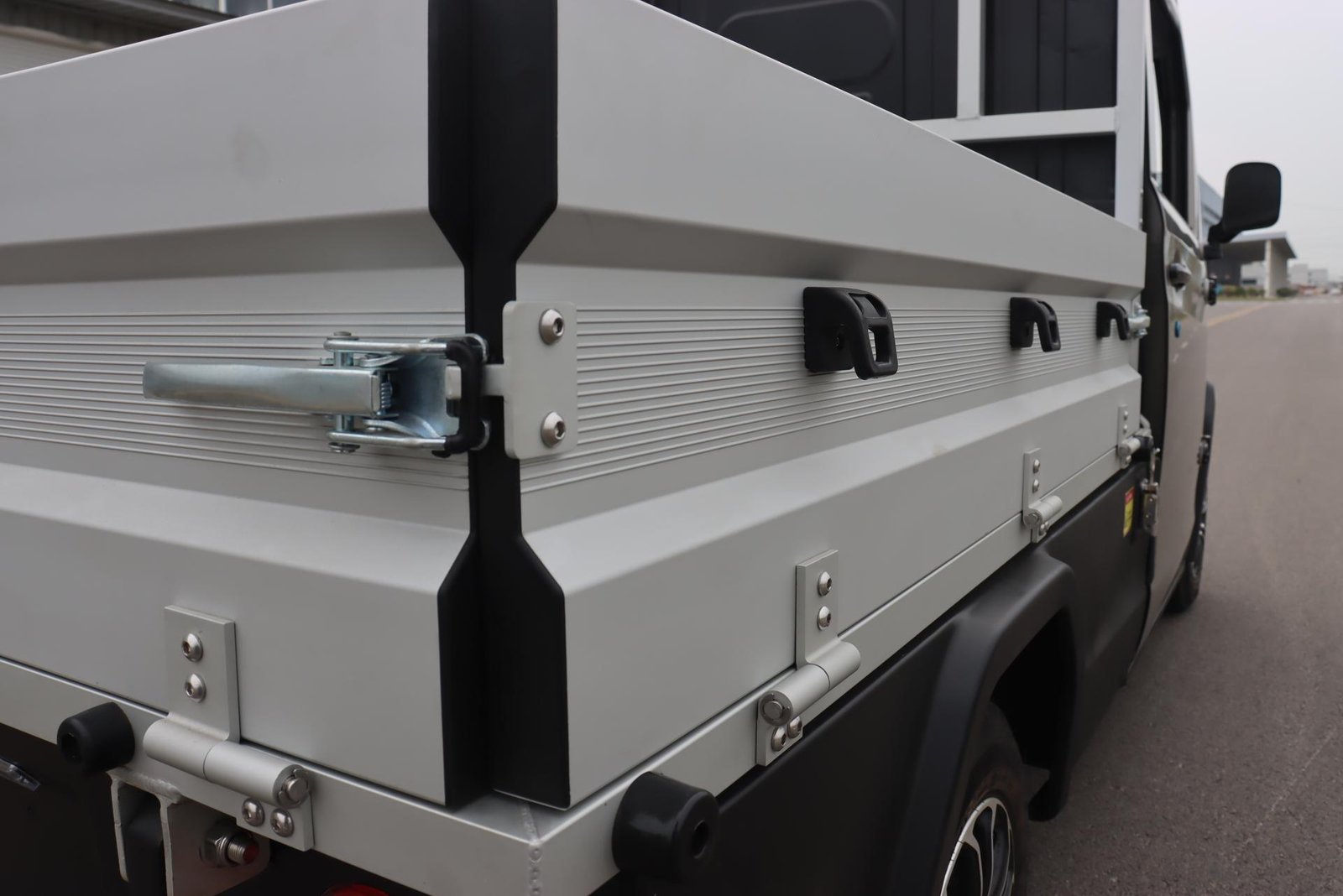 EVC CitySprint Flatbed configuration